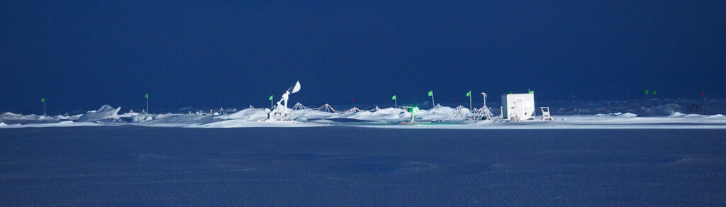 Research camp on the Arctis sea ice